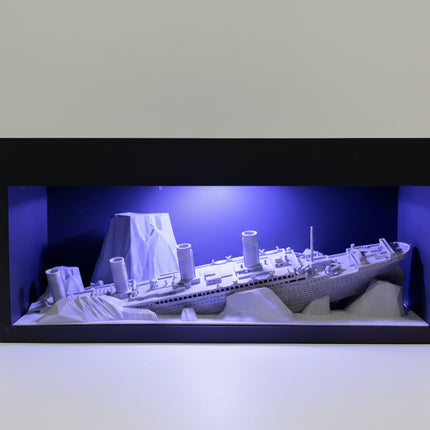 RMS Titanic Shadow Box Lamp
