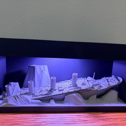 RMS Titanic Shadow Box Lamp